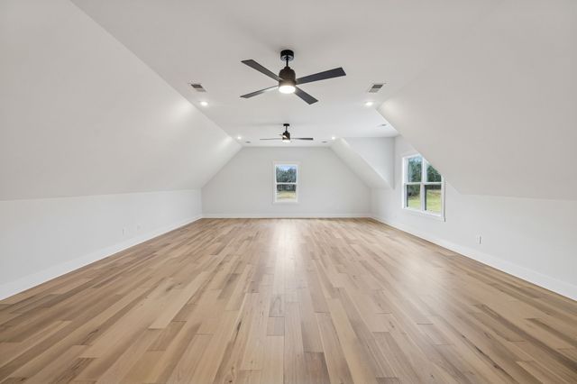 9665 McKee Rd, Lascassas, TN 37085