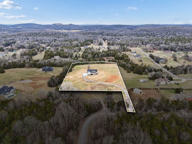 9665 McKee Rd, Lascassas, TN 37085