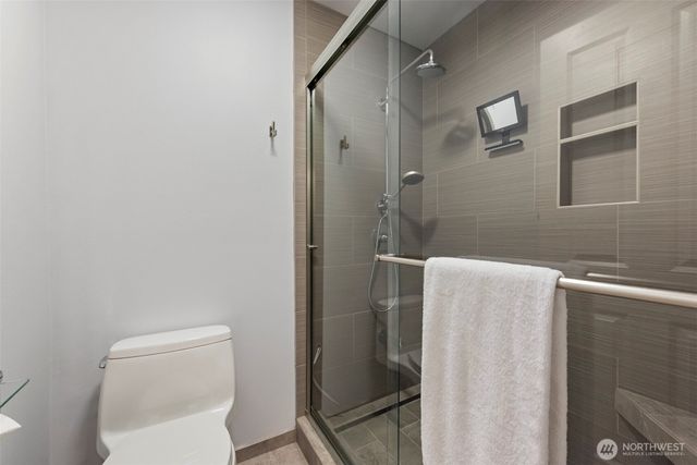 12211 NE 103rd Lane, Kirkland, WA 98033