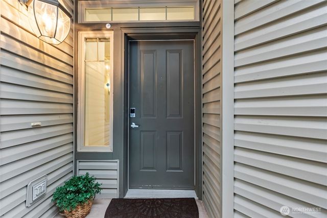 12211 NE 103rd Lane, Kirkland, WA 98033