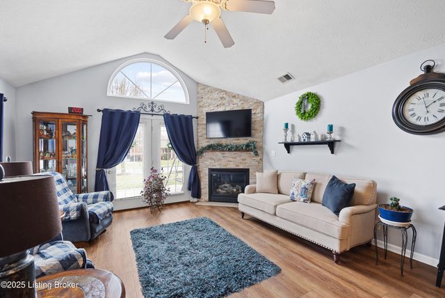 170 Michelle Dr, C, Shepherdsville, KY 40165