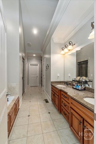 1142 Rowan Oak Circle, Watkinsville, GA 30677