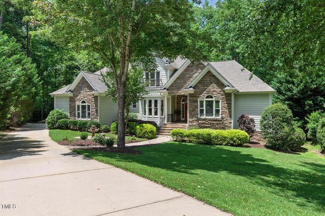 137 Forked Pine Court, Chapel Hill, NC 27517