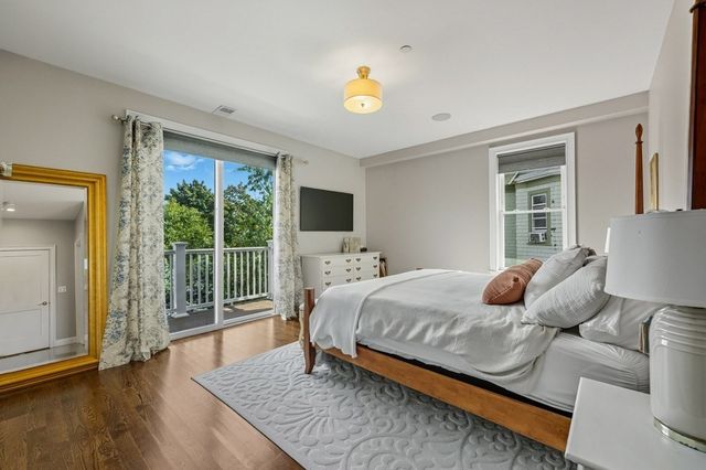 884 Adams St 4, Boston, MA 02124