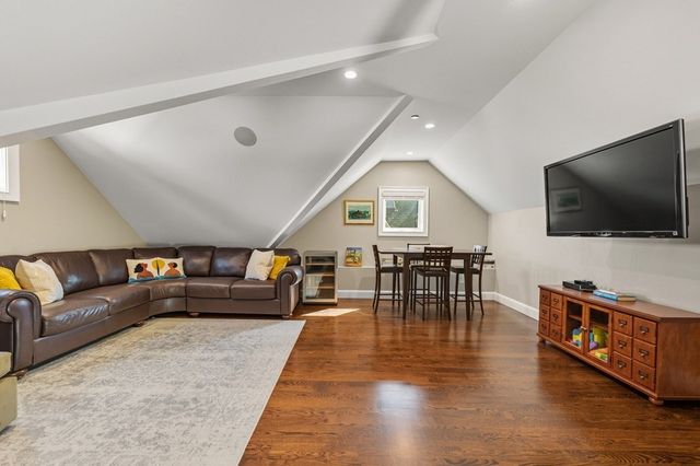 884 Adams St 4, Boston, MA 02124