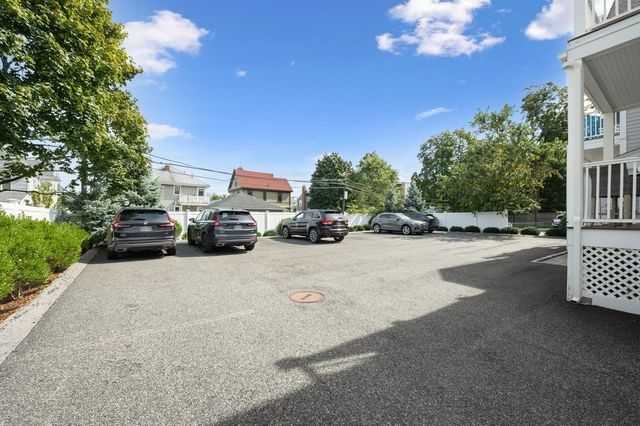 884 Adams St 4, Boston, MA 02124