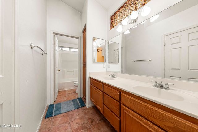 9020 Redwood Boulevard, California City, CA 93505