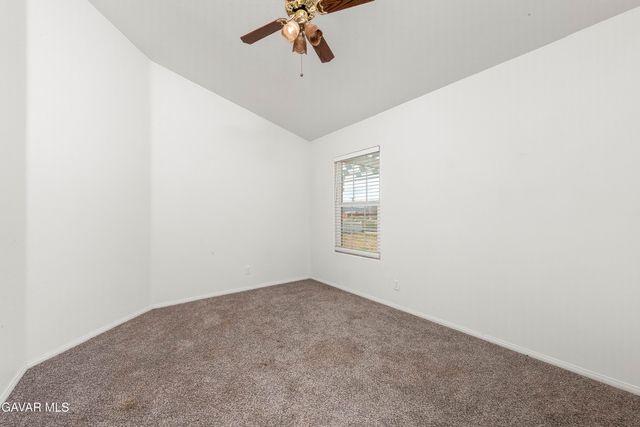 9020 Redwood Boulevard, California City, CA 93505
