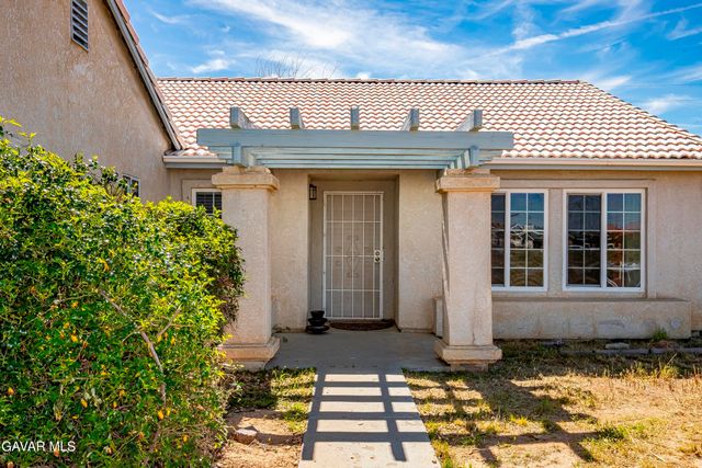 9020 Redwood Boulevard, California City, CA 93505