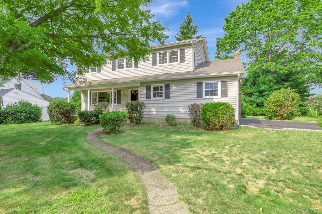 322 2nd Avenue, Saint James, NY 11780