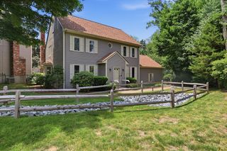 18 Copperwood Dr 18, Stoughton, MA 02072