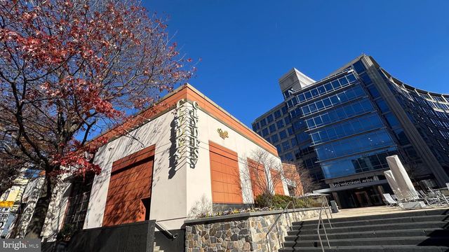 4421 FESSENDEN ST NW, Washington, DC 20016