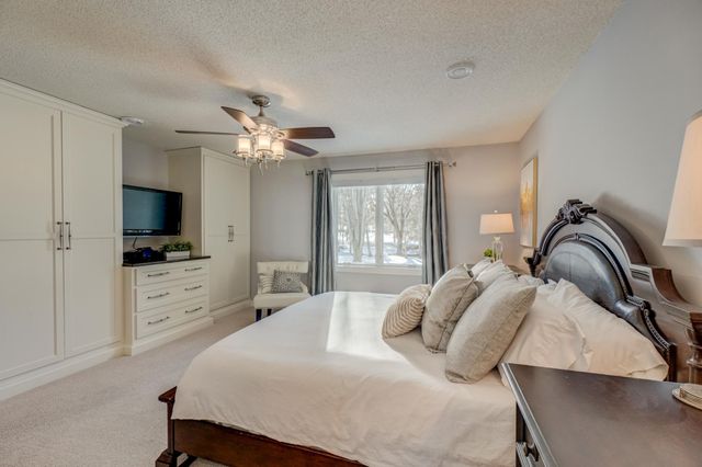 14396 E Oakgreen Circle S, Afton, MN 55001