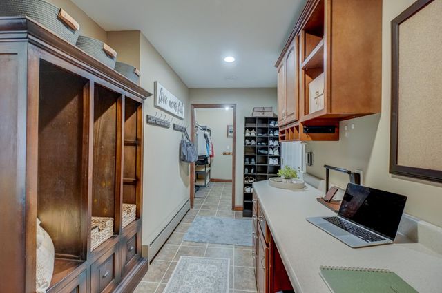 14396 E Oakgreen Circle S, Afton, MN 55001