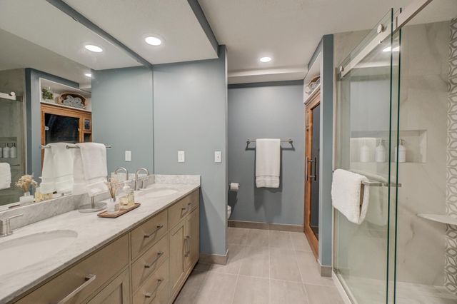 14396 E Oakgreen Circle S, Afton, MN 55001