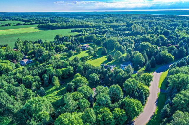 14396 E Oakgreen Circle S, Afton, MN 55001