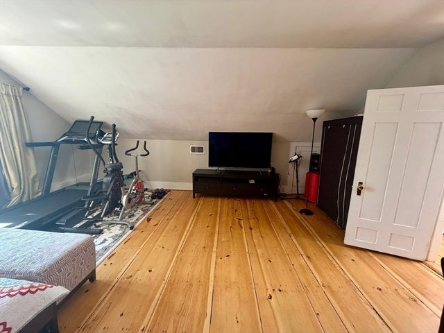 38 Salem St B, Reading, MA 01867