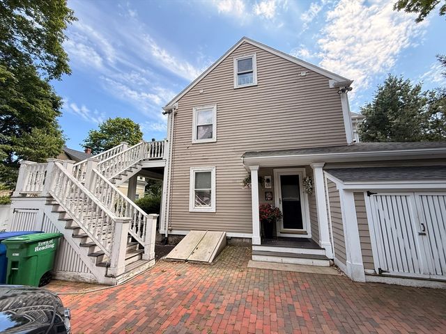 38 Salem St B, Reading, MA 01867