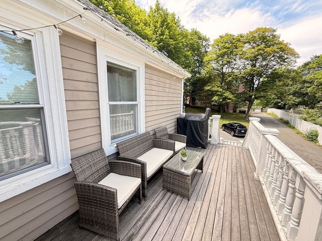 38 Salem St B, Reading, MA 01867