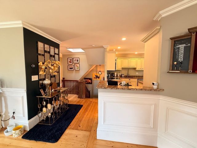 38 Salem St B, Reading, MA 01867