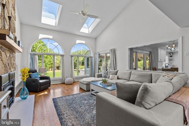 293 HICKORY DR, Kennett Square, PA 19348