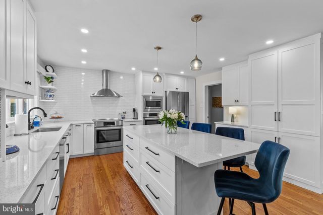 293 HICKORY DR, Kennett Square, PA 19348