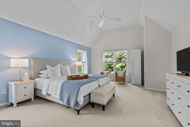 293 HICKORY DR, Kennett Square, PA 19348