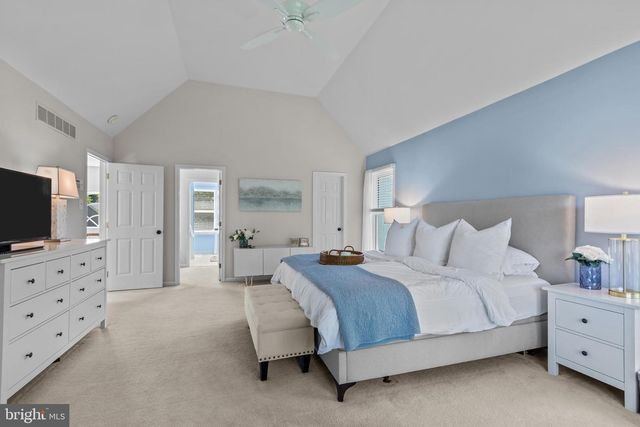 293 HICKORY DR, Kennett Square, PA 19348