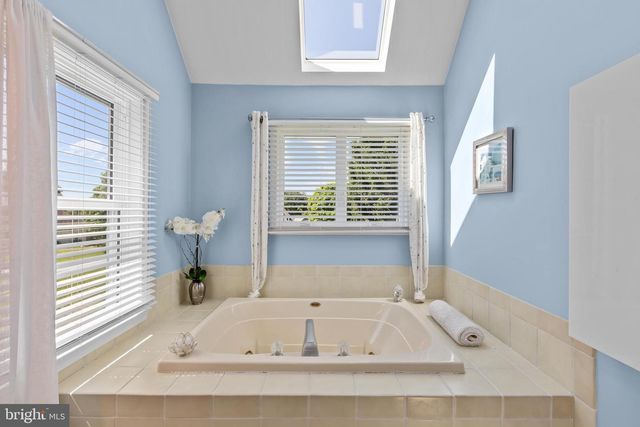 293 HICKORY DR, Kennett Square, PA 19348