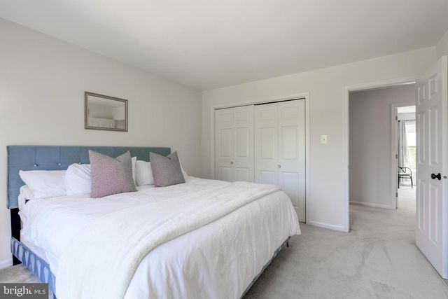 293 HICKORY DR, Kennett Square, PA 19348