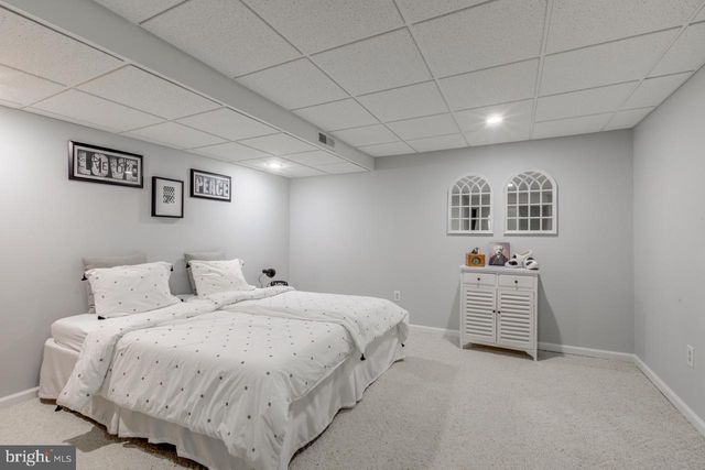 293 HICKORY DR, Kennett Square, PA 19348