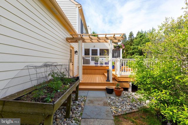 293 HICKORY DR, Kennett Square, PA 19348