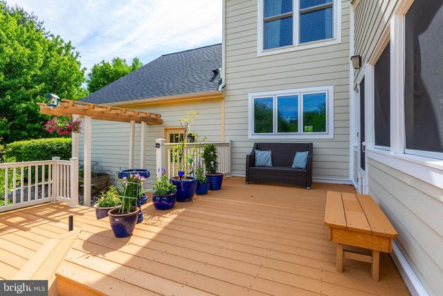293 HICKORY DR, Kennett Square, PA 19348