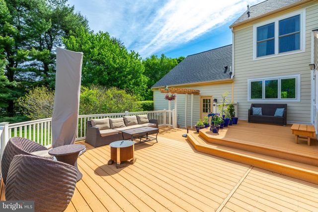 293 HICKORY DR, Kennett Square, PA 19348