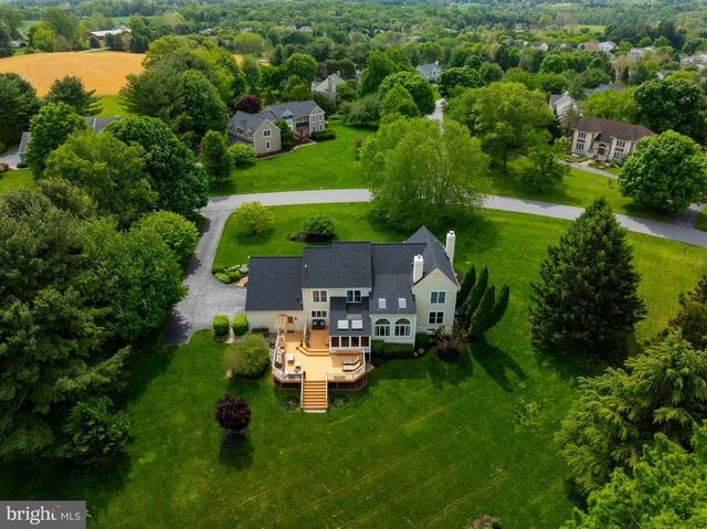 293 HICKORY DR, Kennett Square, PA 19348