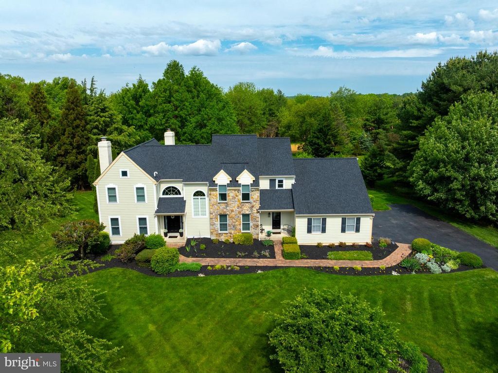 293 HICKORY DR, Kennett Square, PA 19348