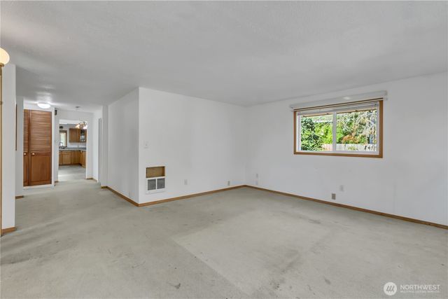 6035 S Fife Street, Tacoma, WA 98409