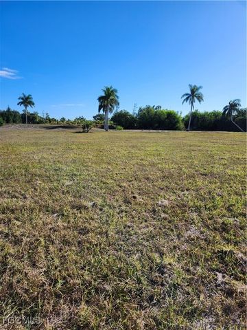 7665 Barrancas AVE, Bokeelia, FL 33922