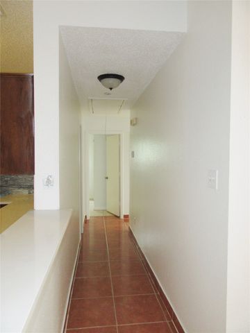 10415 Blackjack Oaks Drive, Dallas, TX 75227