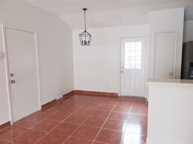 10415 Blackjack Oaks Drive, Dallas, TX 75227