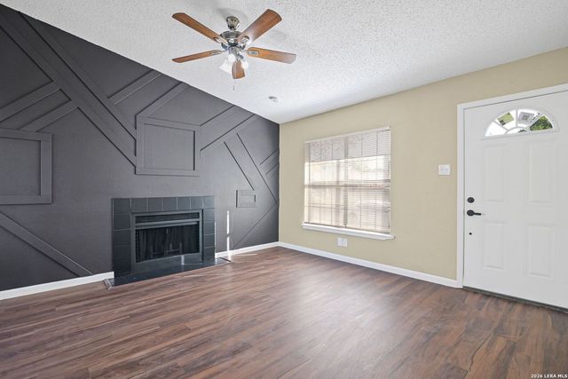 8757 Port Of Call, San Antonio, TX 78242