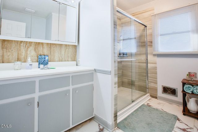 1727 Pinecrest Road, Henderson, NC 27536