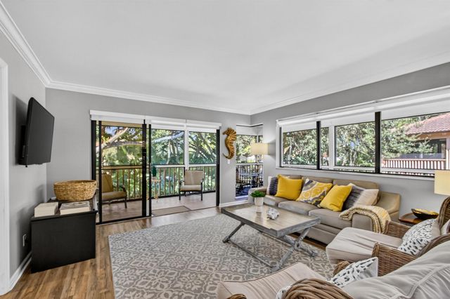 605 Brackenwood Cove, Palm Beach Gardens, FL 33418