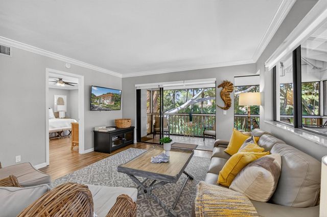 605 Brackenwood Cove, Palm Beach Gardens, FL 33418