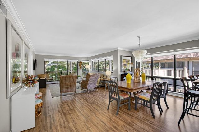 605 Brackenwood Cove, Palm Beach Gardens, FL 33418
