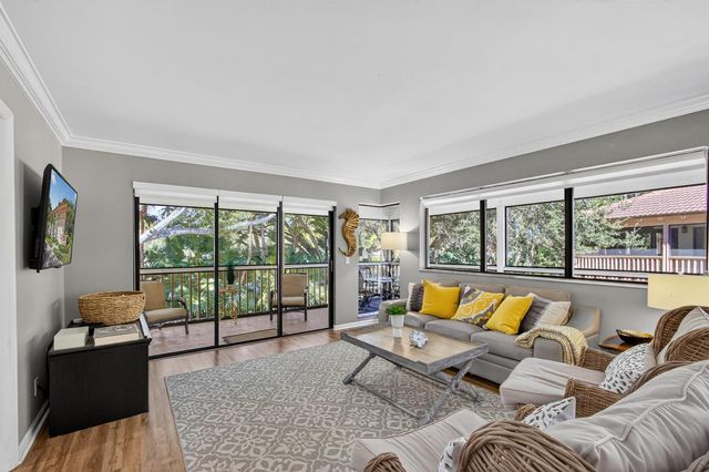 605 Brackenwood Cove, Palm Beach Gardens, FL 33418
