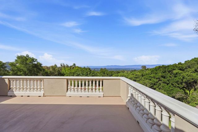 14113 Pike Road, Saratoga, CA 95070