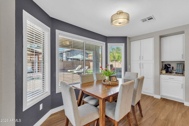3334 E WASHINGTON Avenue, Gilbert, AZ 85234