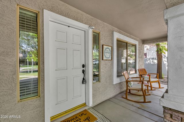 3334 E WASHINGTON Avenue, Gilbert, AZ 85234