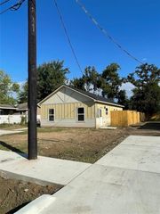 5713 Rietta Street, Houston, TX 77016